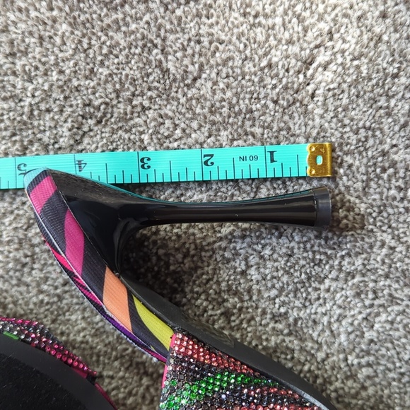 Cape Robbin Darian Knotted Slip On Size 6 Multi color rhinestone NEW - Picture 8 of 8